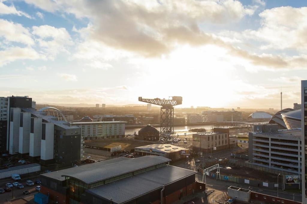 Executive 10Th Floor Studio Flat Apartment Glasgow Exterior photo